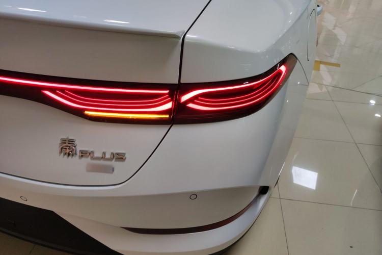 Used BYD Qin PLUS 2025 DM-i Smart Drive 55KM Leading Model
