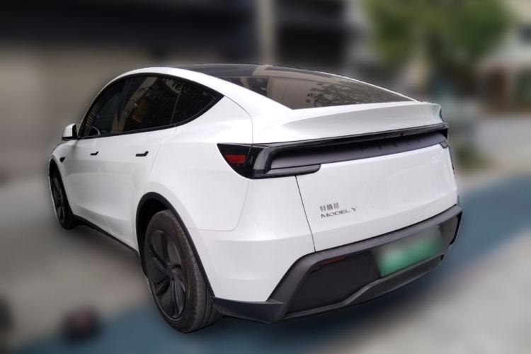 Used Tesla Model Y 2025 Rear-Wheel-Drive Version