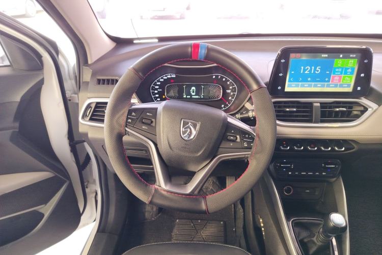 Used Baojun 510 2017 1.5L Manual Fashion Edition
