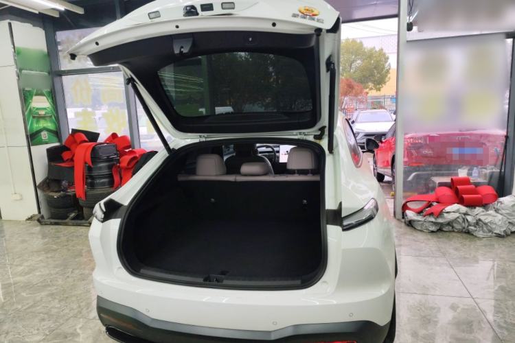 Used ONVO L60 2024 60 kWh Rear-Drive Version