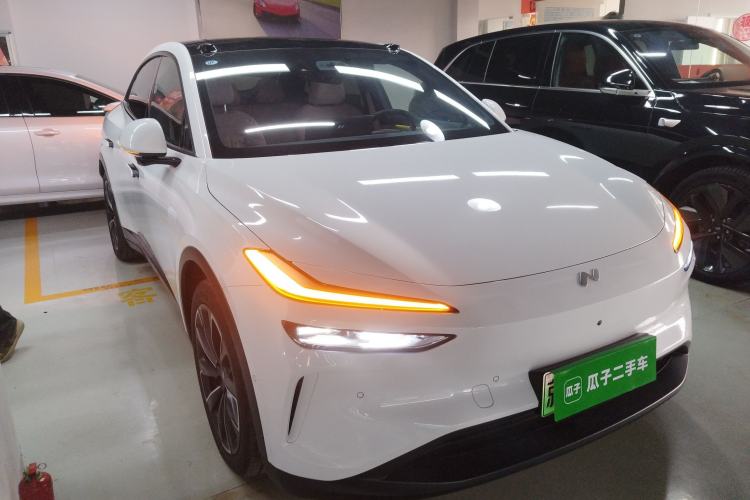 Used ONVO L60 2024 85 kWh Rear-Drive Version