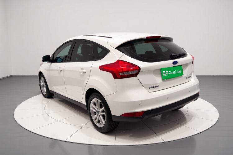 Used Ford Focus 2015 Hatchback 1.6L Automatic Fashion Edition
