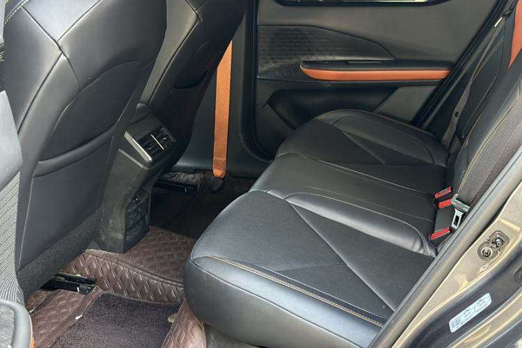 Used Changan UNI-V 2022 1.5T Prestige Version
