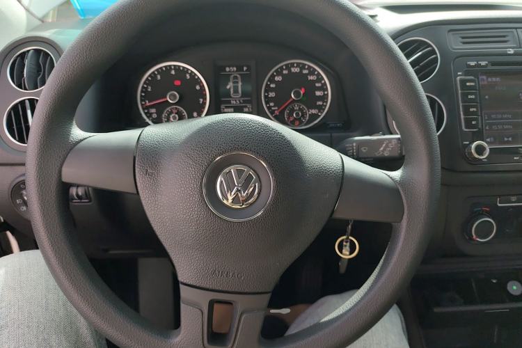 Used Volkswagen Tiguan 2015 1.8TSI Automatic Two-Wheel Drive Trend Edition
