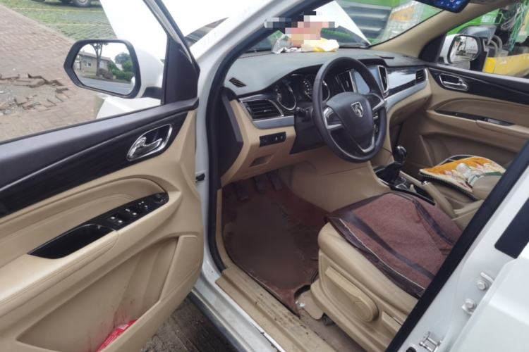 Used Baojun 730 2016 1.5L Manual Comfort Version 7 Seats China V Emission Standard