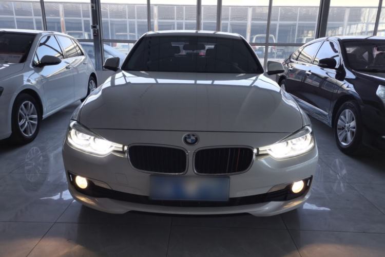 Used BMW 3 Series 2016 320Li Ambition Model
