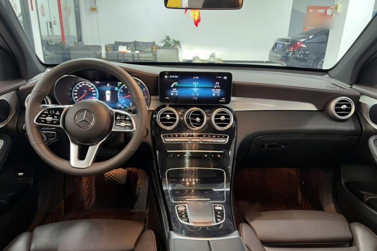 Used Mercedes-Benz GLC 2020 Facelifted GLC 260 L 4MATIC Dynamic Edition