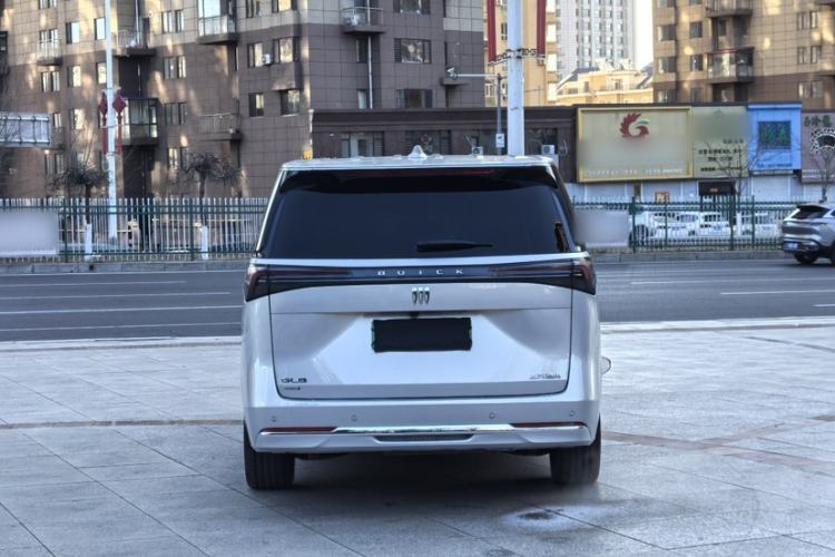 Used Buick GL8 New Energy 2025 Lu Shang Luxury Edition 7-Seater
