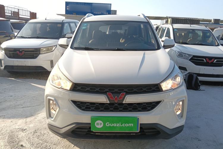Used Wuling Hongguang S3 2019 1.5L Manual Luxury Model China VI Standard
