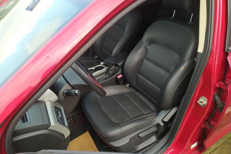 Used Geely Auto Emgrand GL 2017 1.8L Manual Elite Model
