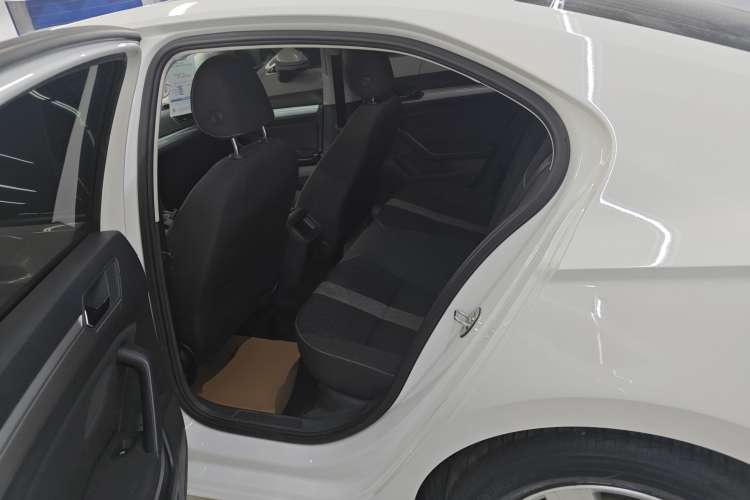 Used Volkswagen Santana 2021 1.5L Automatic Fashion Edition