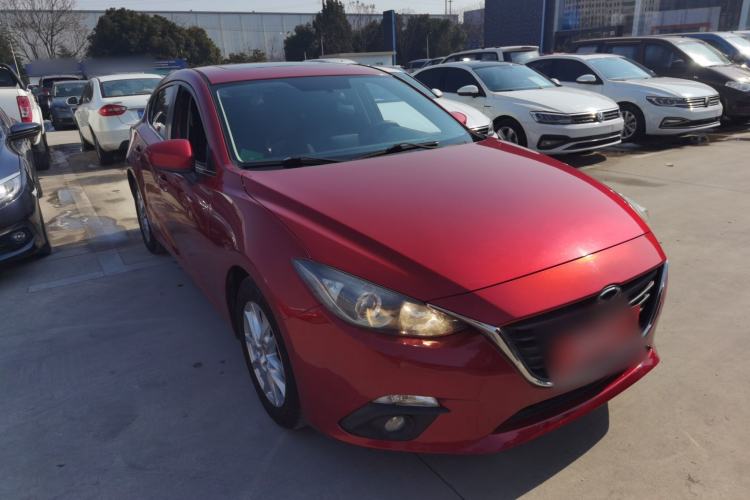 Used Mazda Mazda 3 Axela 2016 Hatchback 1.5L Automatic Luxury Model