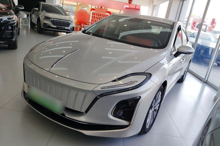 Used Hongqi E-QM5 2022 431 km Charge & Enjoy Edition