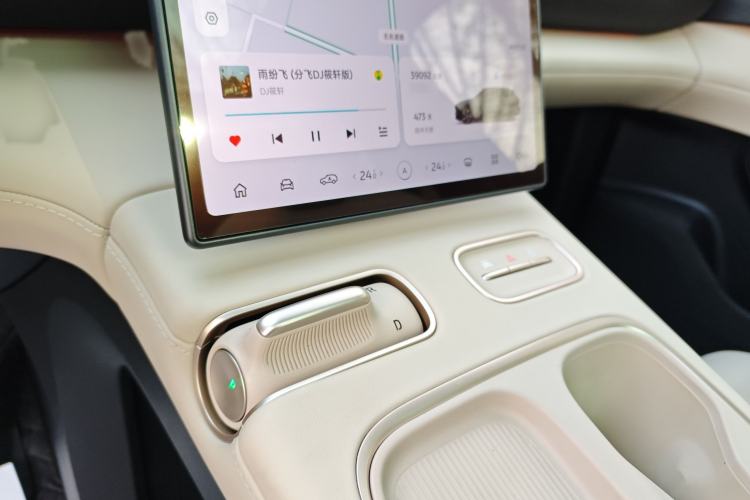 Used Nio ES6 2024 75 kWh