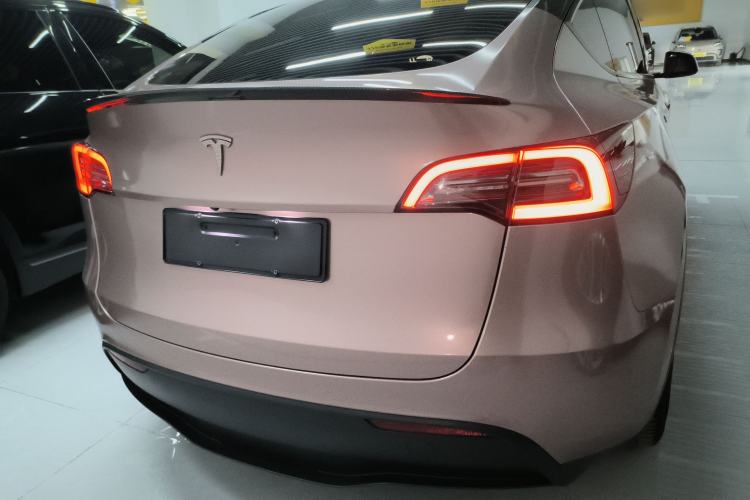Used Tesla Model Y 2022 Rear-Wheel-Drive Version
