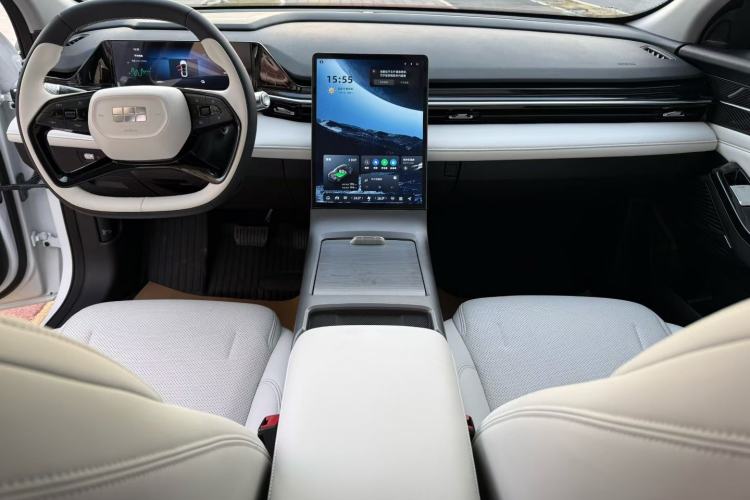 Used  L6 2023 125km Starship
