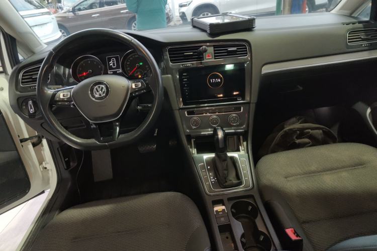 Used Volkswagen Golf 2020 280TSI DSG Comfort Version
