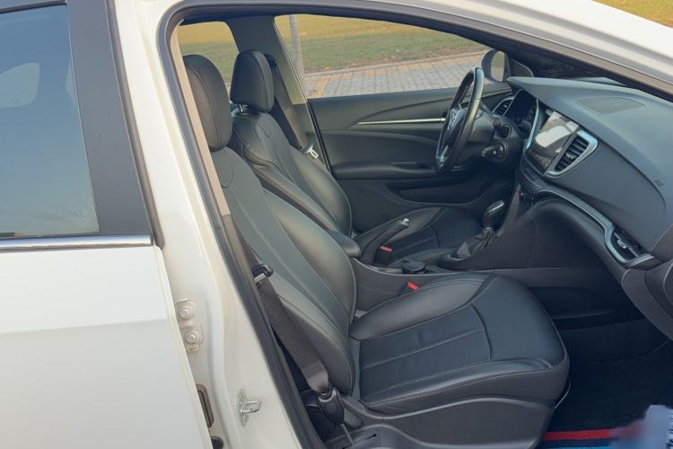 Used Buick Excelle GX 2018 18T Automatic Elite Model
