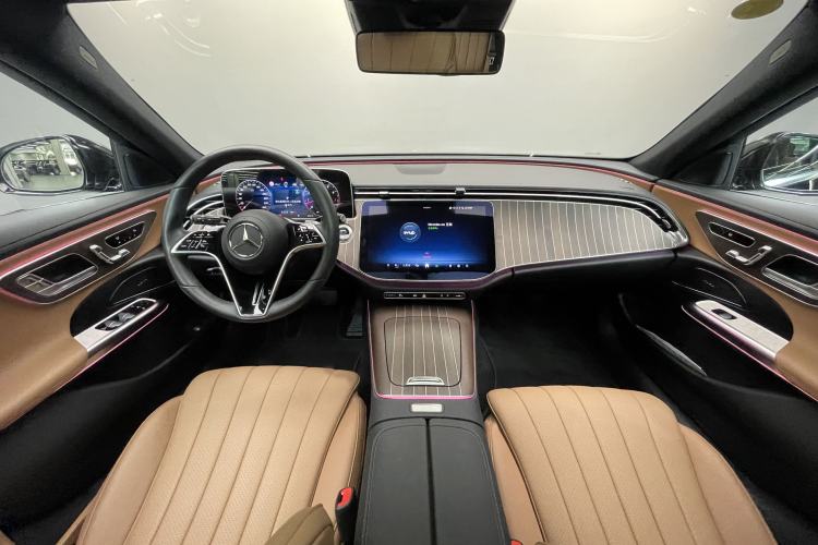 Used Mercedes-Benz E-Class 2024 Refresh E 300 L Stylish Edition
