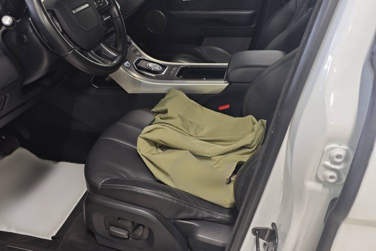 Used Land Rover Range Rover Evoque 2015 2.0T Five-Door Zhiyao Edition
