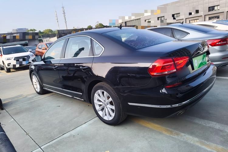 Used Volkswagen Passat 2017 330TSI DSG Luxury Edition
