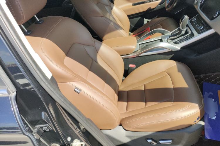 Used Geely Auto Emgrand X7 Sport 2016 1.8TD Automatic All-Wheel-Drive ZhiZun Edition
