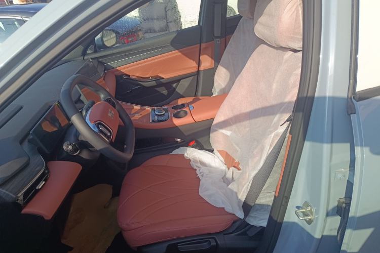 Used  L6 2025 EM-i 140km Long-Range Version
