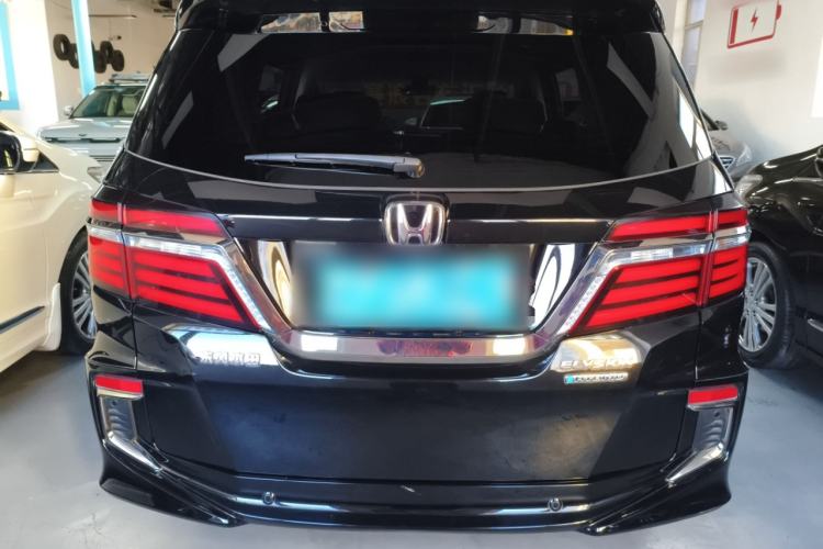 Used Honda Elysion 2019 2.0L Hybrid Luxury Edition
