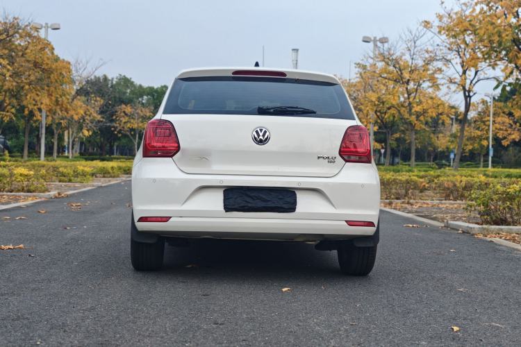 Used Volkswagen Polo 2016 1.6L Automatic Comfort Model
