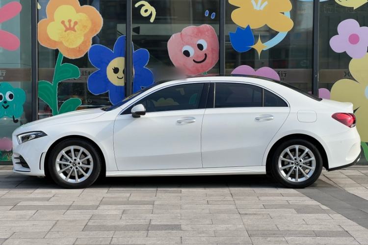 Used Mercedes-Benz A-Class 2020 Restyled A 200 L Sport Sedan Fashion Version