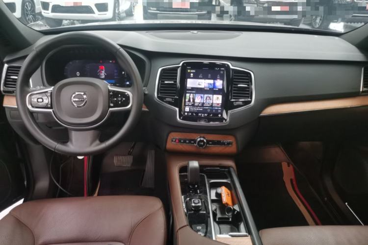 Used Volvo XC90 2023 B6 Zhiyi Luxury Edition 7-Seater
