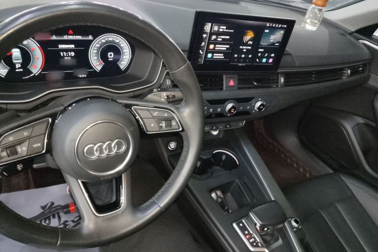 Used Audi A4L 2022 40 TFSI Stylish and Elegant Edition
