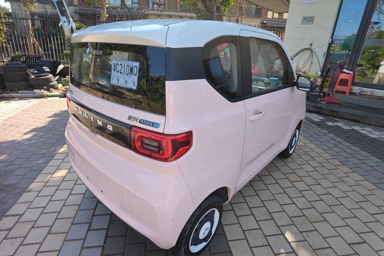 Used Wuling Hongguang MINIEV 2021 Macaron Premium Model – Lithium Iron Phosphate