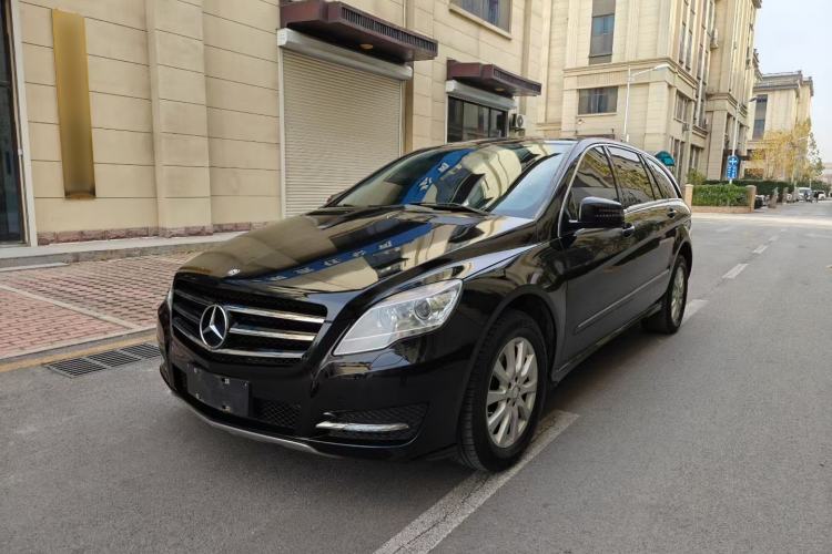 Used Mercedes-Benz R-Class 2017 R 320 4MATIC Business Edition Prestige Model
