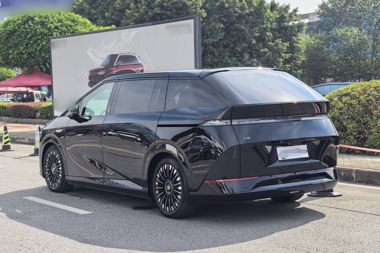 Used XPeng X9 2025 650 Long-Range Max
