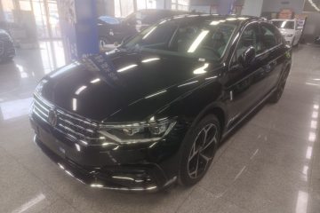 Used Volkswagen Magotan 2026 30 Million Vehicles Selected Model 380TSI DSG Luxury Edition