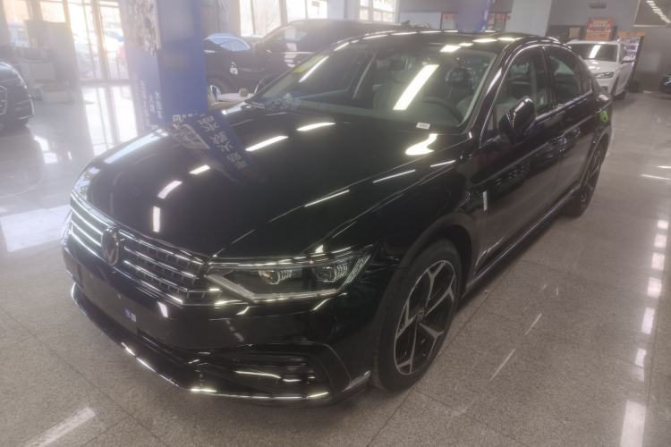 Used Volkswagen Magotan 2026 30 Million Vehicles Selected Model 380TSI DSG Luxury Edition