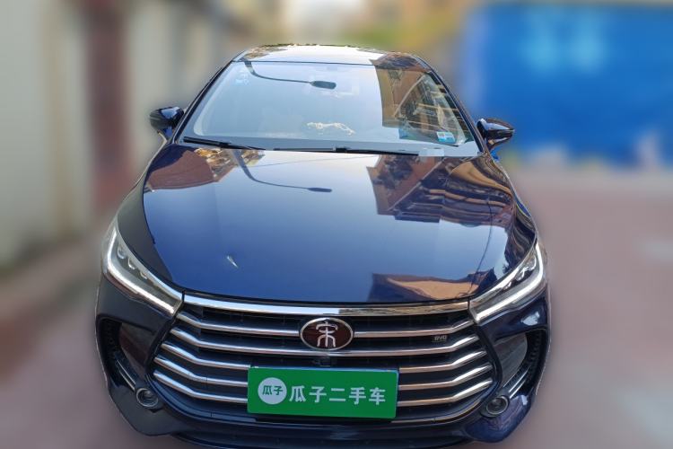 Used BYD Song MAX 2018 1.5T Automatic Smart Connect Luxury 6-Seater
