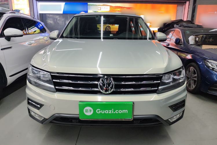 Used Volkswagen Tiguan L 2019 330TSI Automatic Two-Wheel Drive Smart Luxury Version China VI Standard
