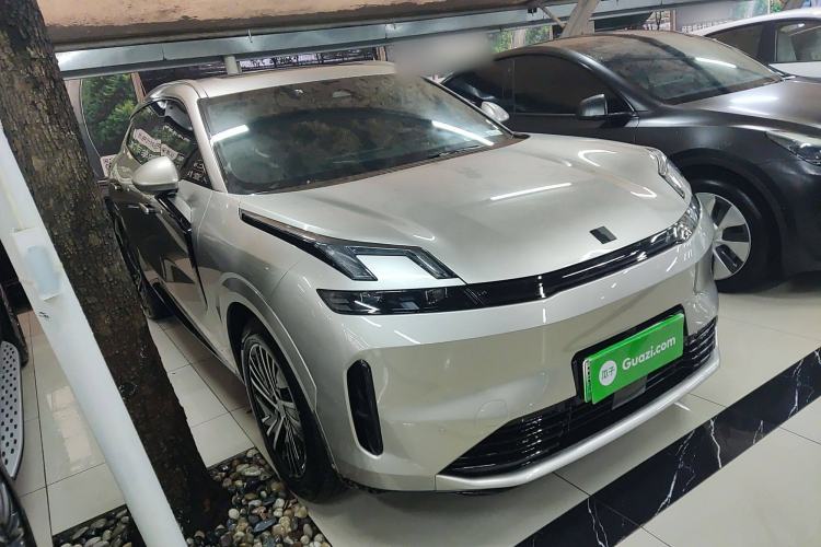 Used Lynk & Co 08 EM-P 2023 120km Long-Range Halo
