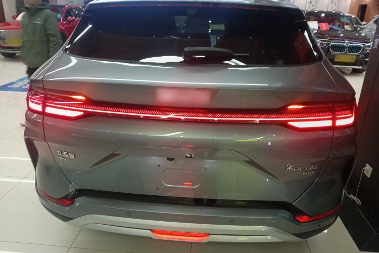 Used BYD Song PLUS New Energy 2025 EV Smart Drive Edition 605km Flagship Model
