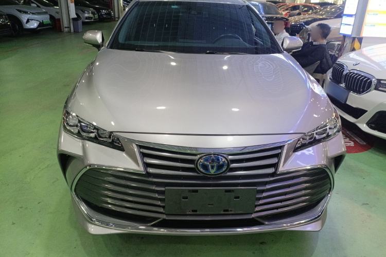Used Toyota Avalon 2019 Dual-Engine 2.5L Luxury Edition China VI Standard