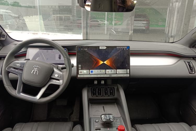 Used BYD Song L EV 2025 Intelligent Driving Version 662 km LiDAR Excellence Edition
