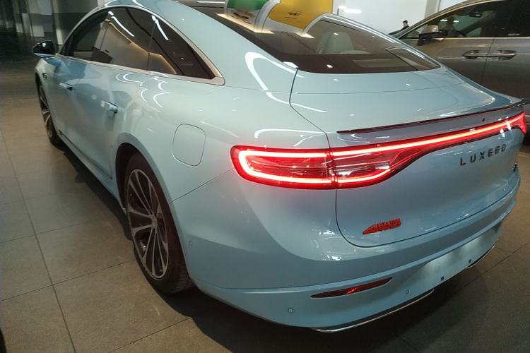 Used Hima Luxeed S7 2024 Ultra Four-Wheel Drive Flagship Edition
