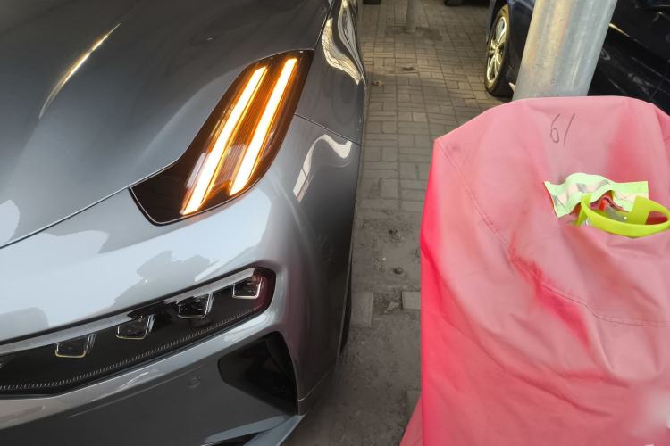 Used Zeekr 001 2025 WE Edition 100 kWh Rear-Wheel Drive
