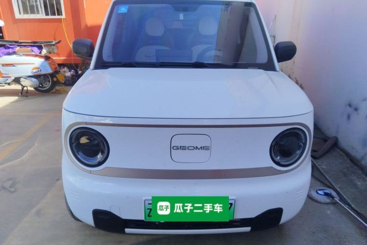 Used Geely Galaxy Panda 2023 Panda Mini 200km Endurance Bear
