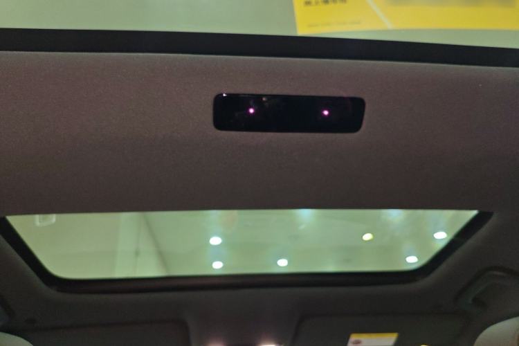 Used Li Auto L8 2023 Pro Model
