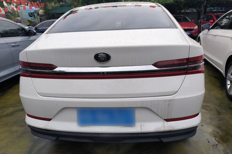 Used BYD Qin Pro 2019 Super Edition 1.5TI Manual Smart Connect Fierce Model China V Standard
