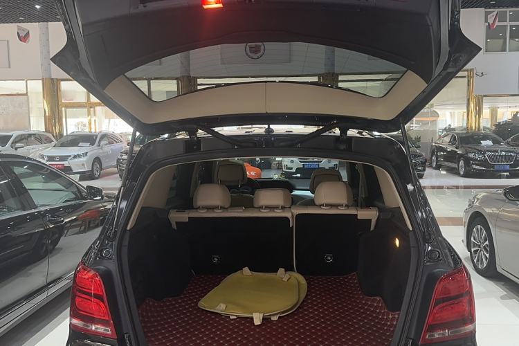 Used Mercedes-Benz GLK-Class 2013 GLK 300 4MATIC Dynamic Sunroof Model