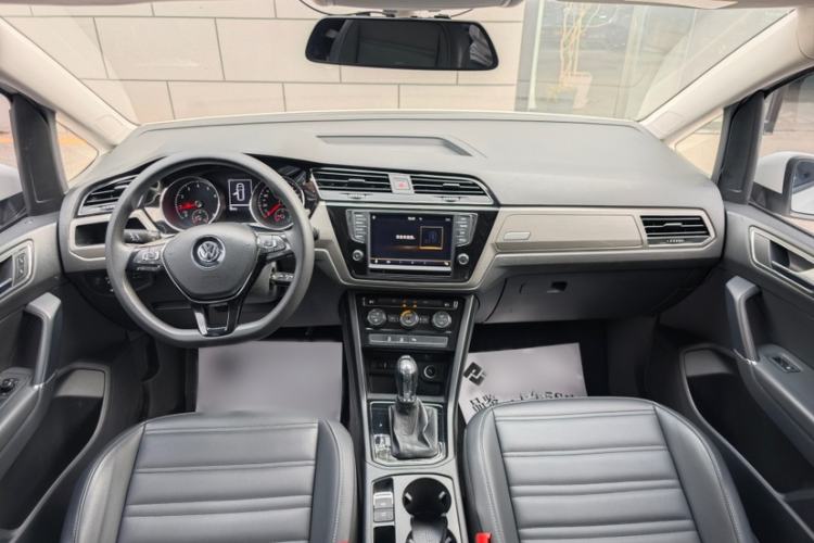 Used Volkswagen Touran 2018 Volkswagen Touran L 280TSI DSG Comfort Edition 7 Seats China V Emission Standard